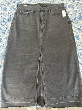 GAP Gray Washed Denim Skirt with Front Slit